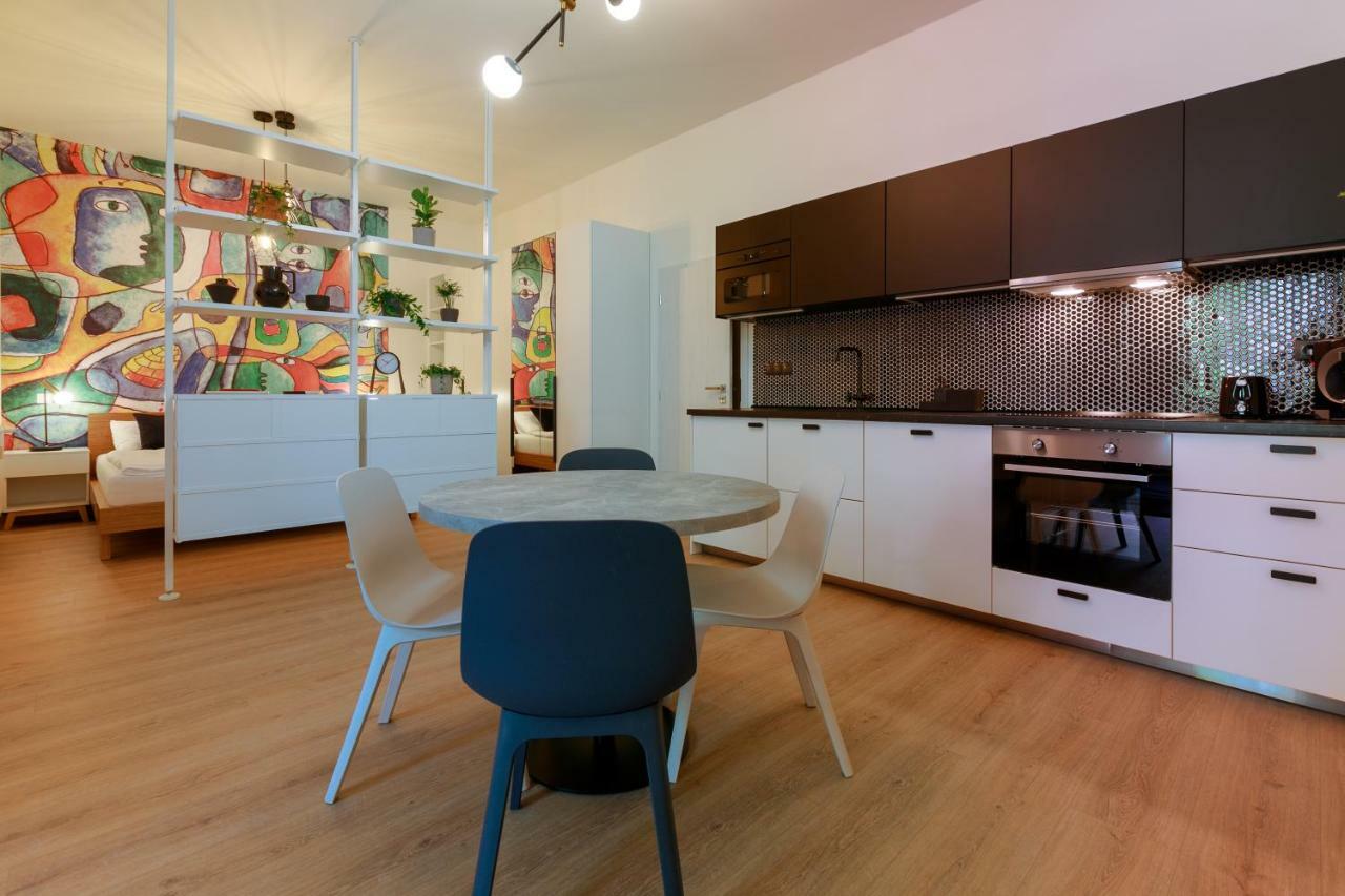 Avantgarde Apartments 플젠 외부 사진